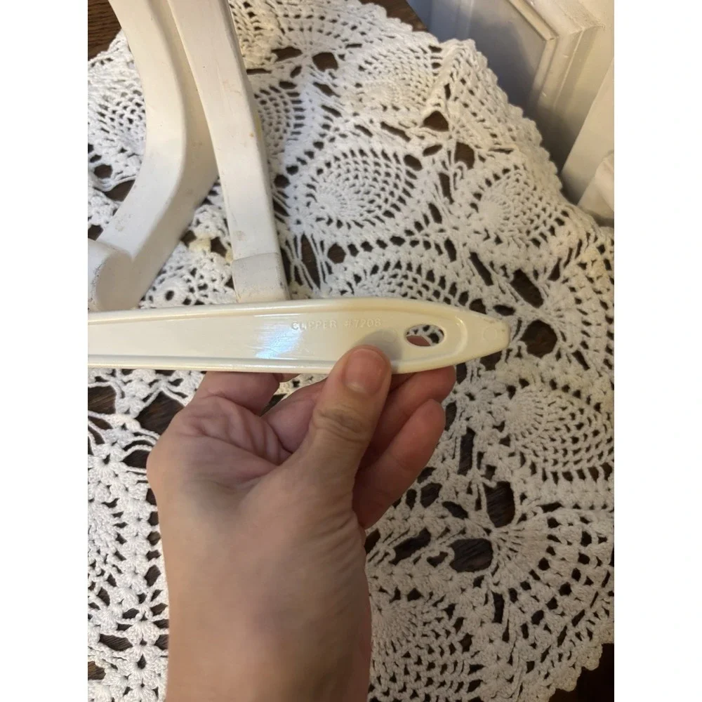 Vintage‎ Clipper Angled Slotted Spatula #7208 Almond White Flipper